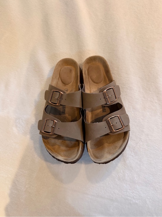 Cushionaire Shoes - Women’s Double-Buckle Comfort Sandals - brown cushionaire size 7.5